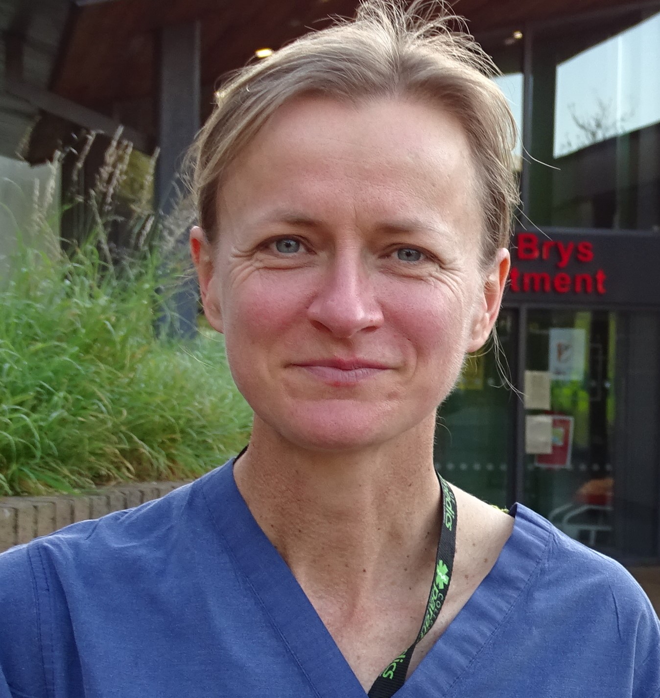 Ceri Battle 1 (003) - ceri.battle@wales.nhs.uk